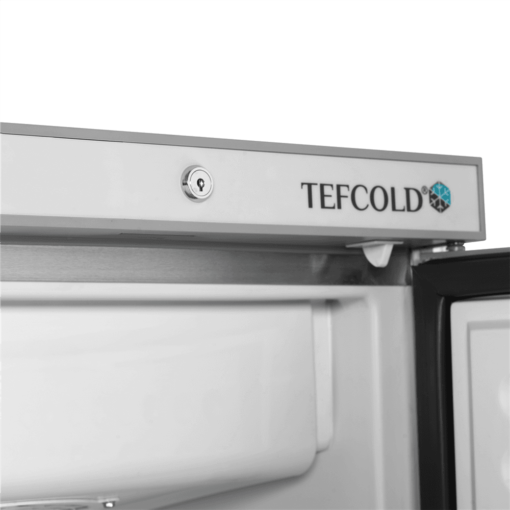 Tefcold lagerfryseskap i stål med lås UF200S 85,5 cm